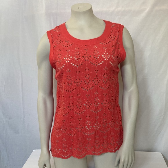DEMOCRACY Jeans Women’s Coral Eyelet Top Size X-Small Sleeveless Hi-Low NWOT - Picture 1 of 4